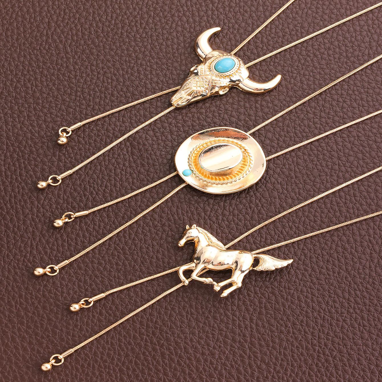 Wholesale Retro Western Cowboy Hat Pendant Layering Necklace For Women Fashion Jewelry Gift