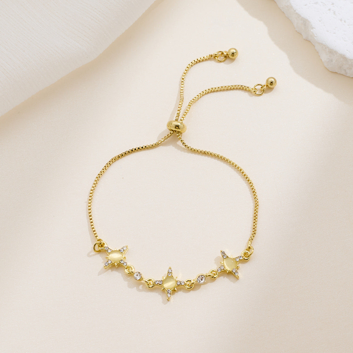 Wholesale Cat' s Eye Eight-Pointed Star Bracelet Adjustable Bracelet