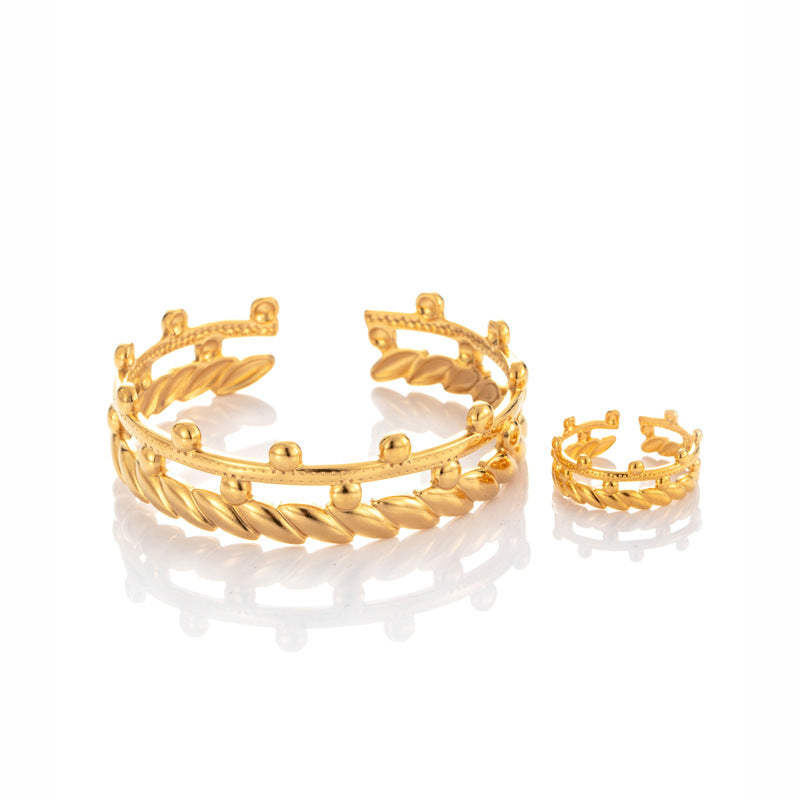 Wholesale Titanium steel opening adjustable metallic bracelet