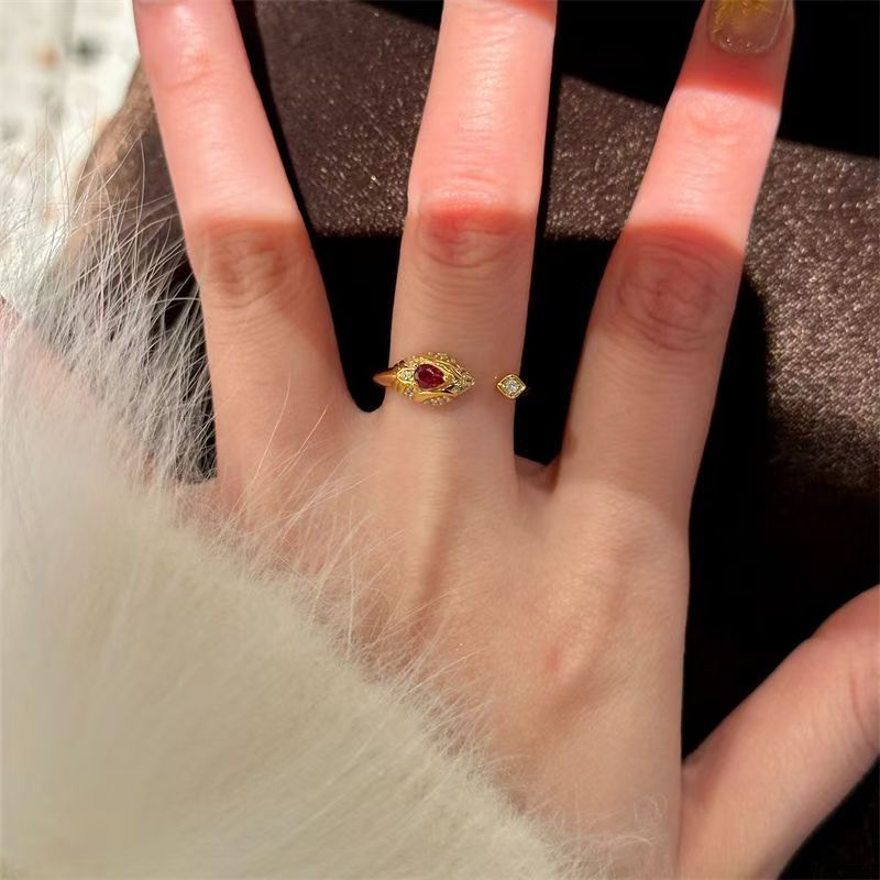 Wholesale Electroplated Copper Retro Snake Ring,  Trendy Everyday Jewelry Accessory