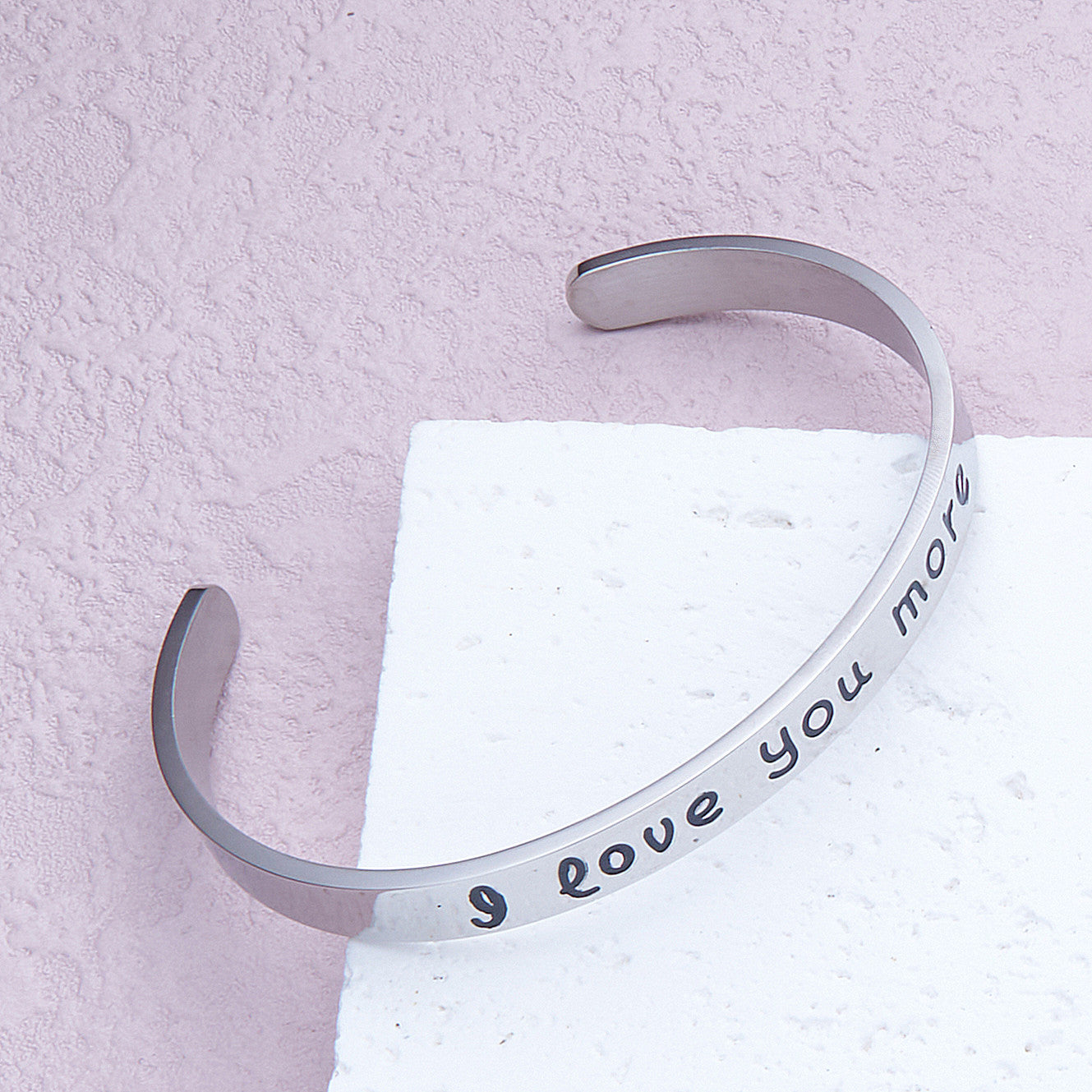 Bracciale regolabile a forma di C regolabile con lettera in acciaio inossidabile all'ingrosso