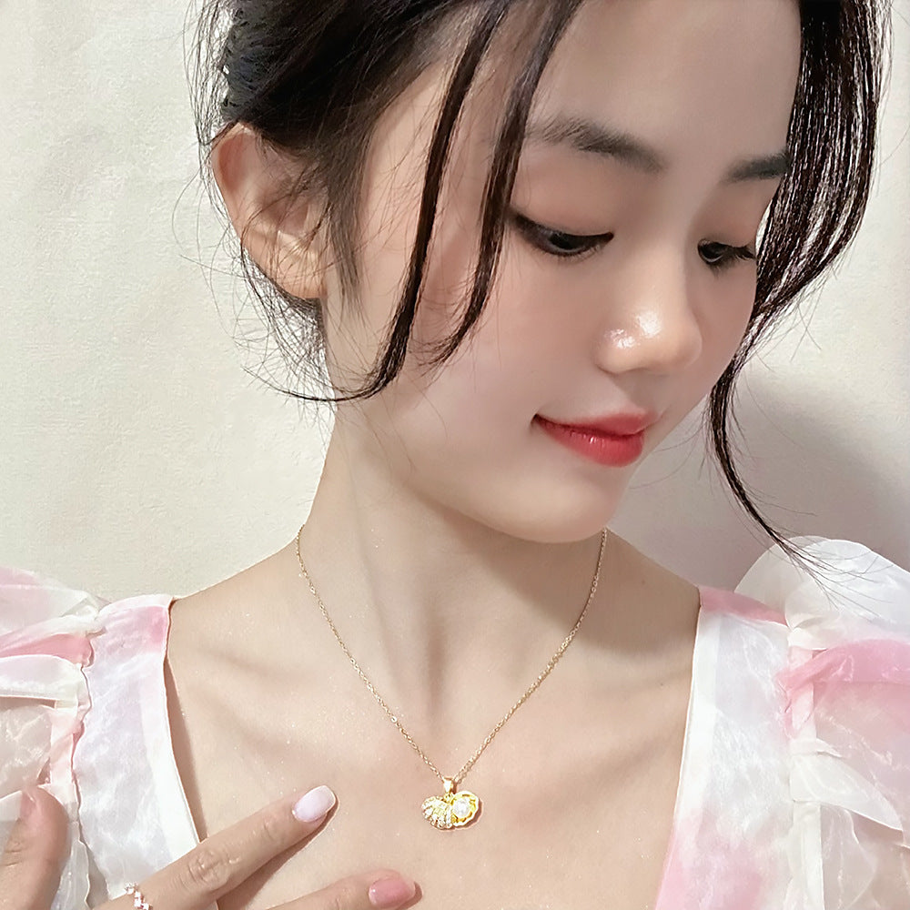 Wholesale Korean Style Shell Pearl Zircon Stainless Steel Necklace – Chic Jewelry Accessory for Women