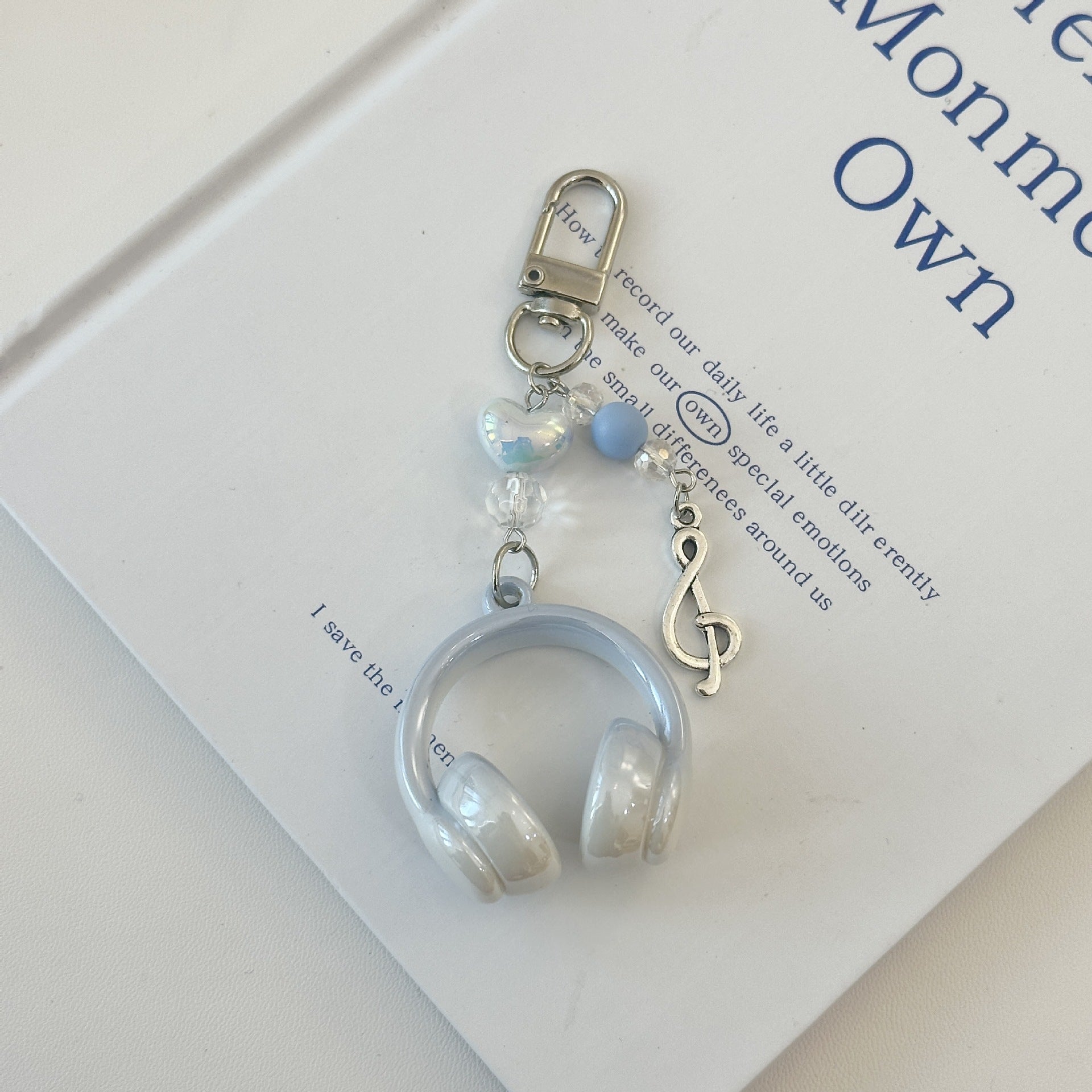 Wholesale Creative Music Headset Keychain