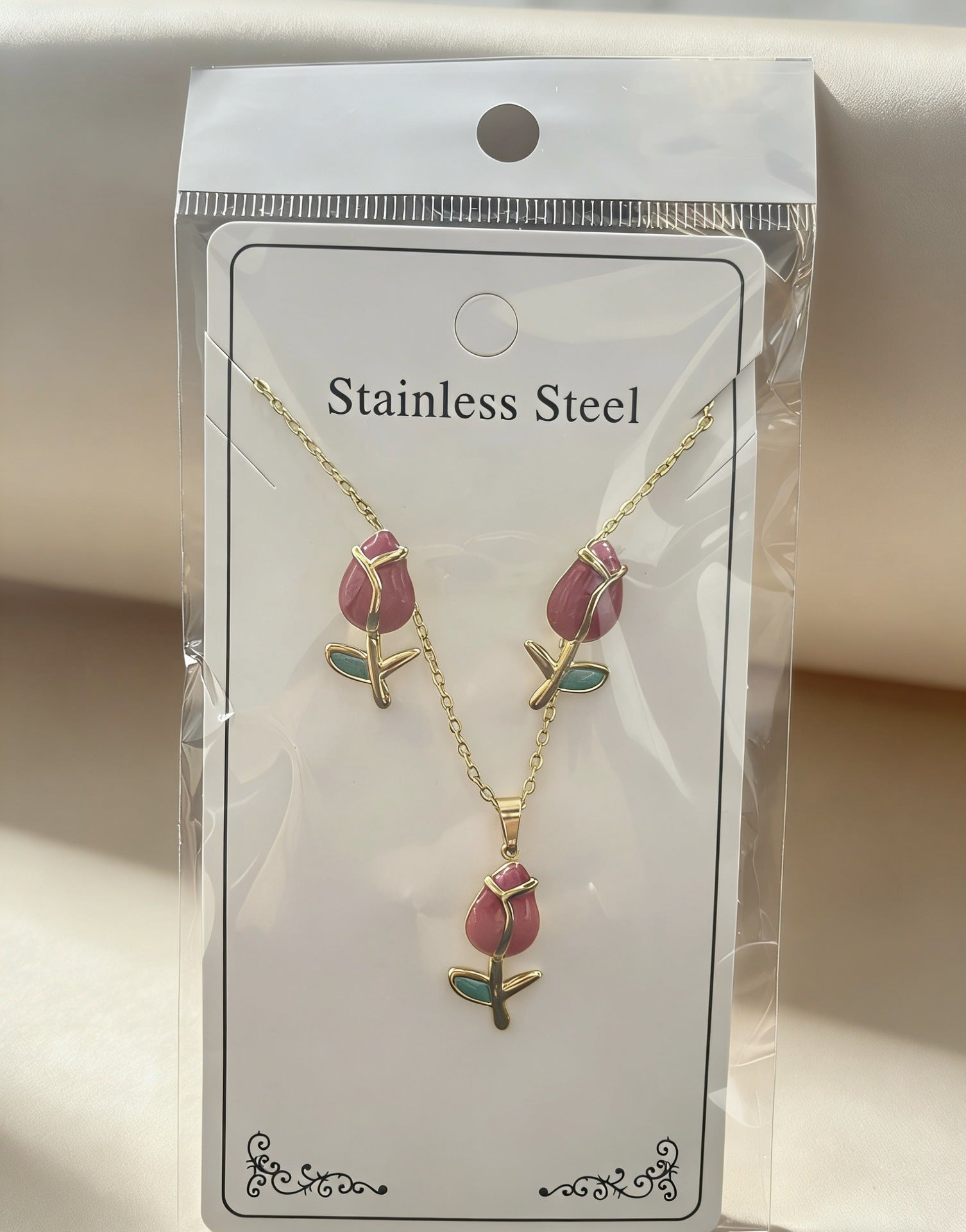 Wholesale Stainless Steel Flower and Teardrop Enamel Earrings and Necklace Set