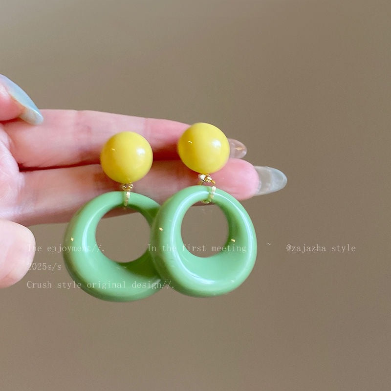 Wholesale  color hoop earrings  special earrings