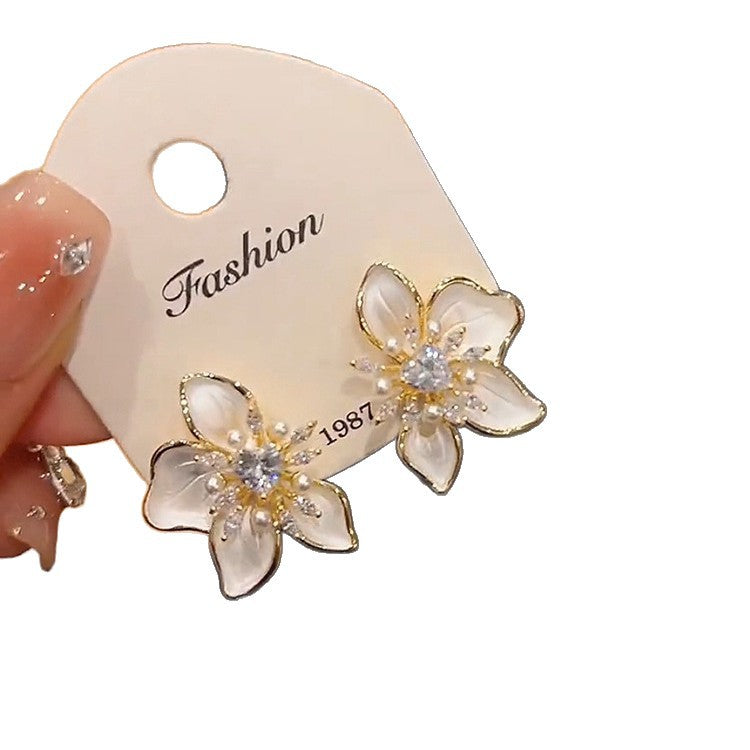 Wholesale Plated Copper Zircon Pearl Floral Earrings Fashion Jewelry Accessory for Boutique Resale