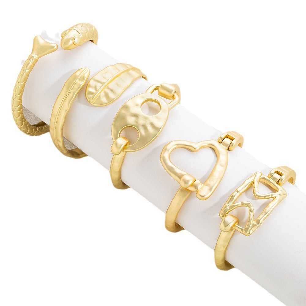 Wholesale  Vintage Love Alloy Bracelet