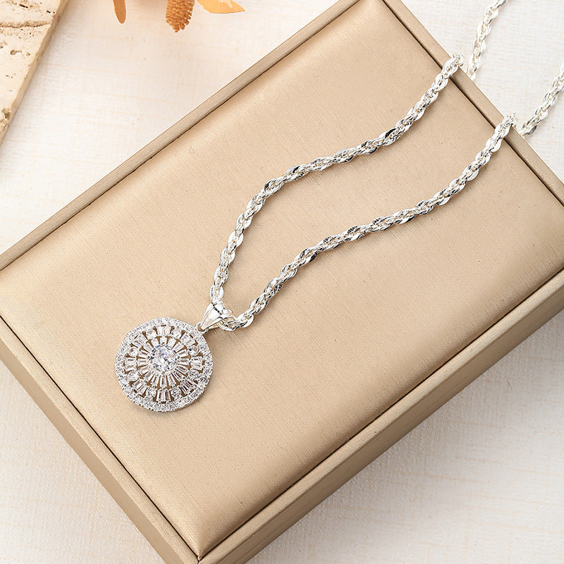 Wholesale Sweet Four-Leaf Flower Clavicle Chain - Titanium Steel,  Non-Fading,  Gemstone Accents - Boutique Resale Jewelry