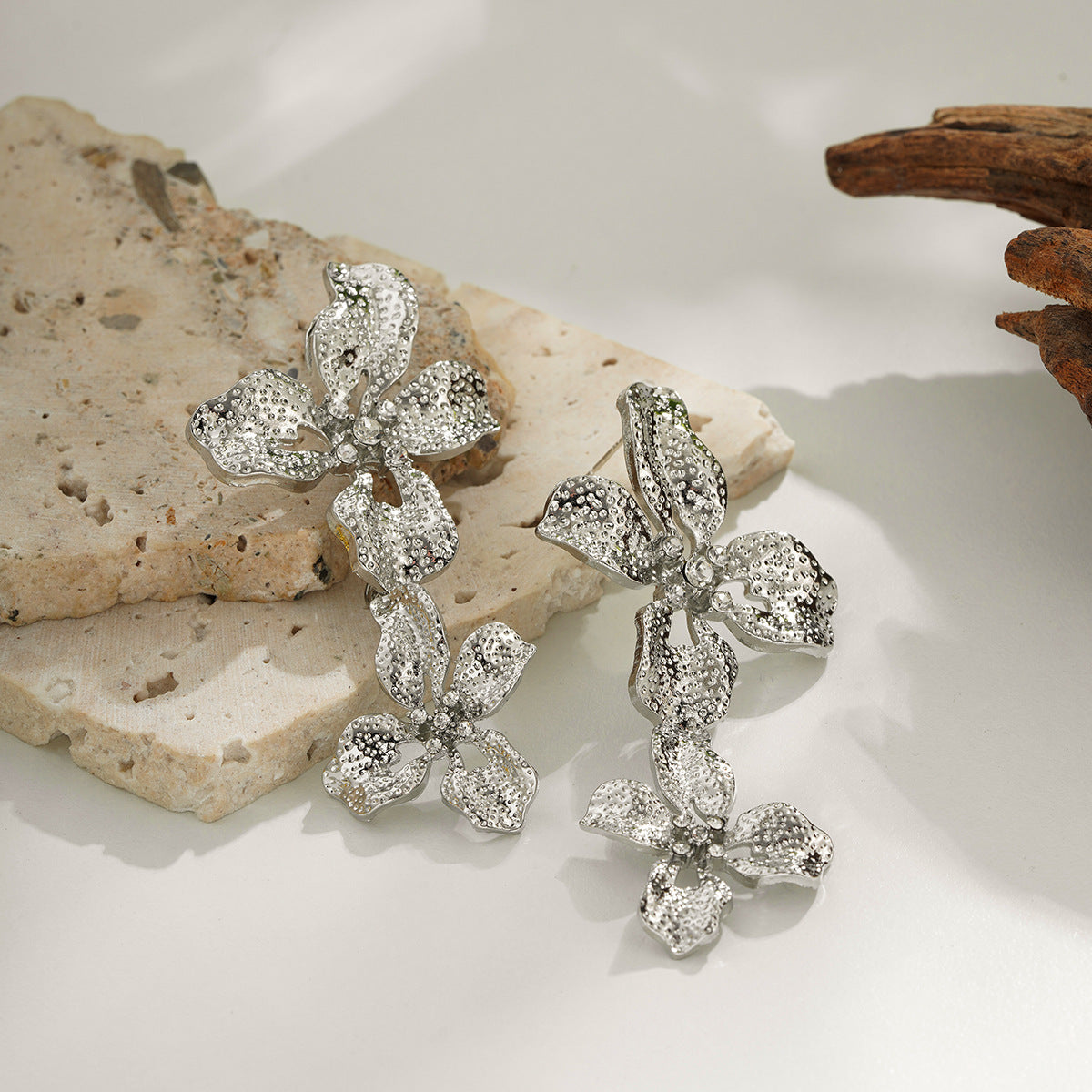 Wholesale 18K gold broken gold geometric earrings flower water drop U-shaped earrings