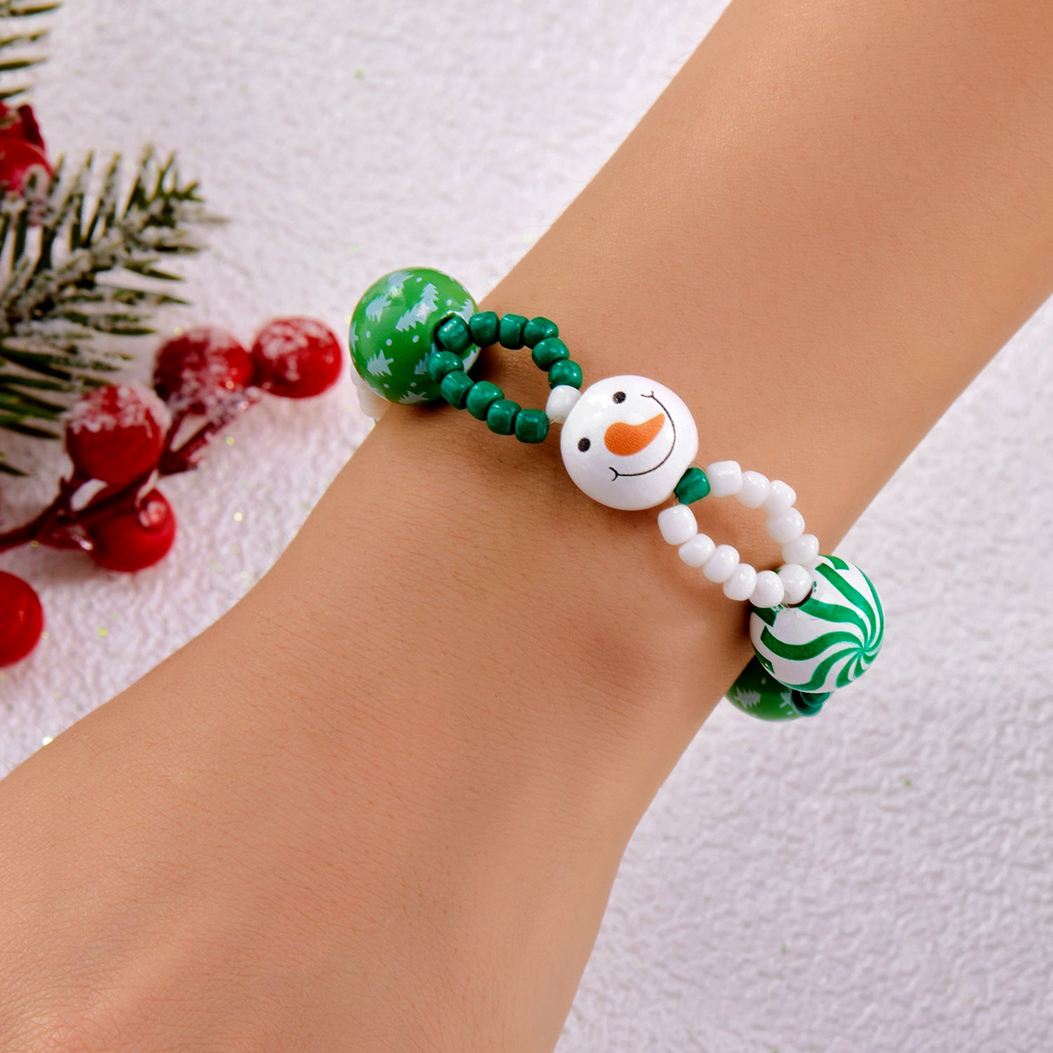 Wholesale Christmas featuring candy-themed designs beaded bracelet necklace set