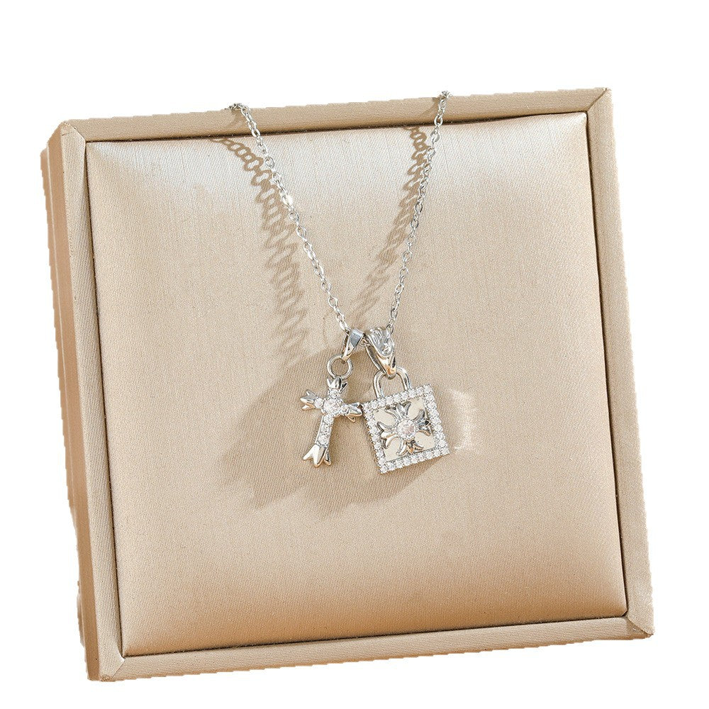 Wholesale Full Diamond Cross Necklace Titanium Steel Gold Plated Boutique Jewelry Accessory Gift