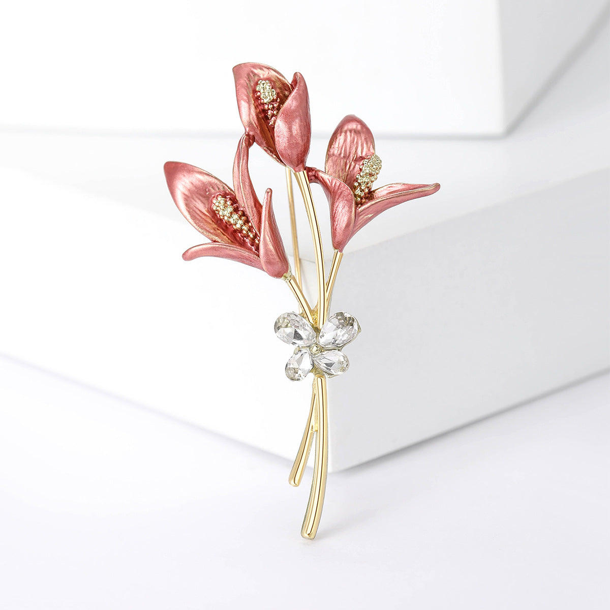 Wholesale Stylish Vintage Flower Bouquet Brooch Pin For Women Rhinestone Party Gift