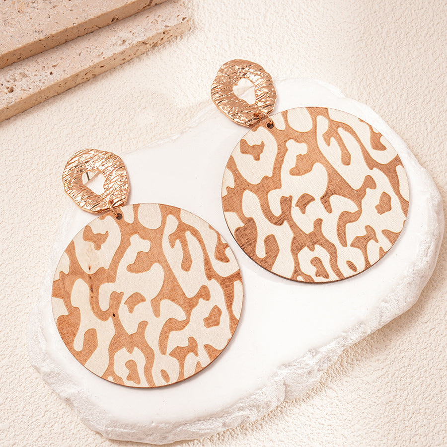 Wholesale Exaggerated wood wrinkle round silver needle earrings