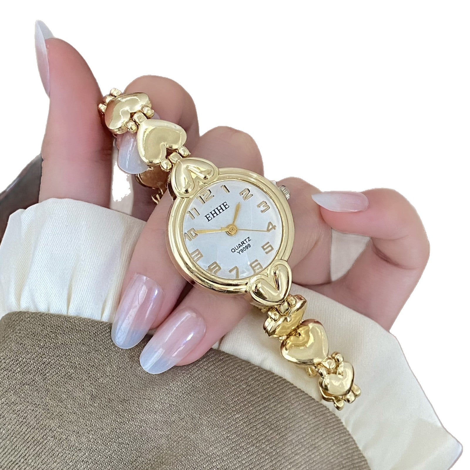 Wholesale Heart Shaped Design Women S Quartz Wristwatch With Round Dial Fashionable Everyday Bracelet Look Boutique Resale Gift