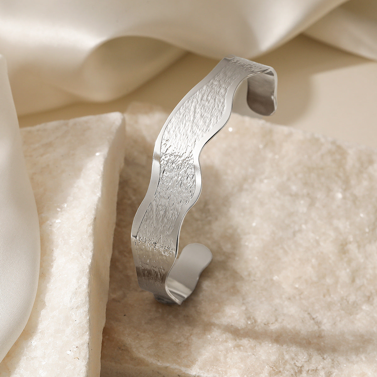 Wholesale Polka Dot Geometric Open Stainless Steel C Shape Bracelet