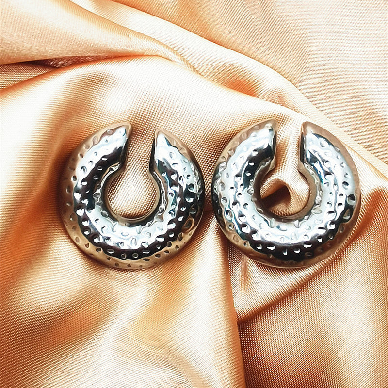 Wholesale Stainless Steel Earrings Hollow Ring Ear Clips Non-perforated Cartilage Clips ACC-ES-HuiBang002