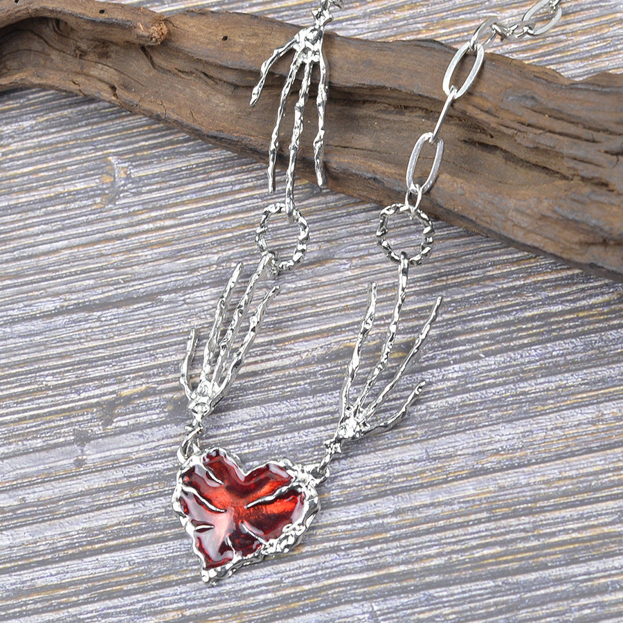 Wholesale  Red Oil Drop Necklace Claw Splicing Heart Clavicle Chain
