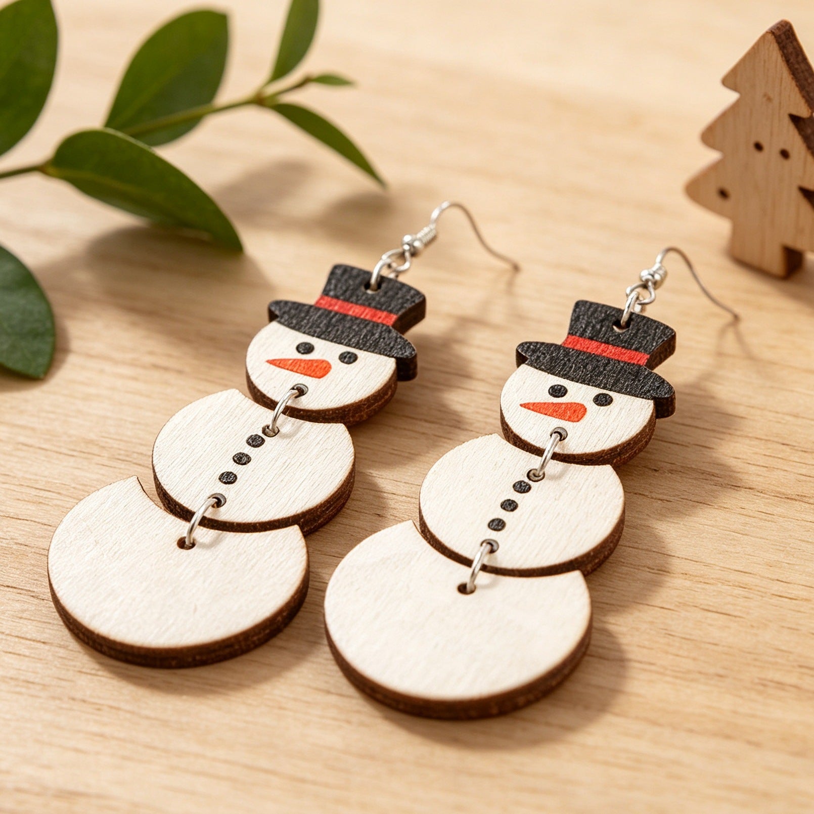 Wholesale Christmas Snowman Wooden Earrings Cute Winter Cartoon Design Party Jewelry Accessory