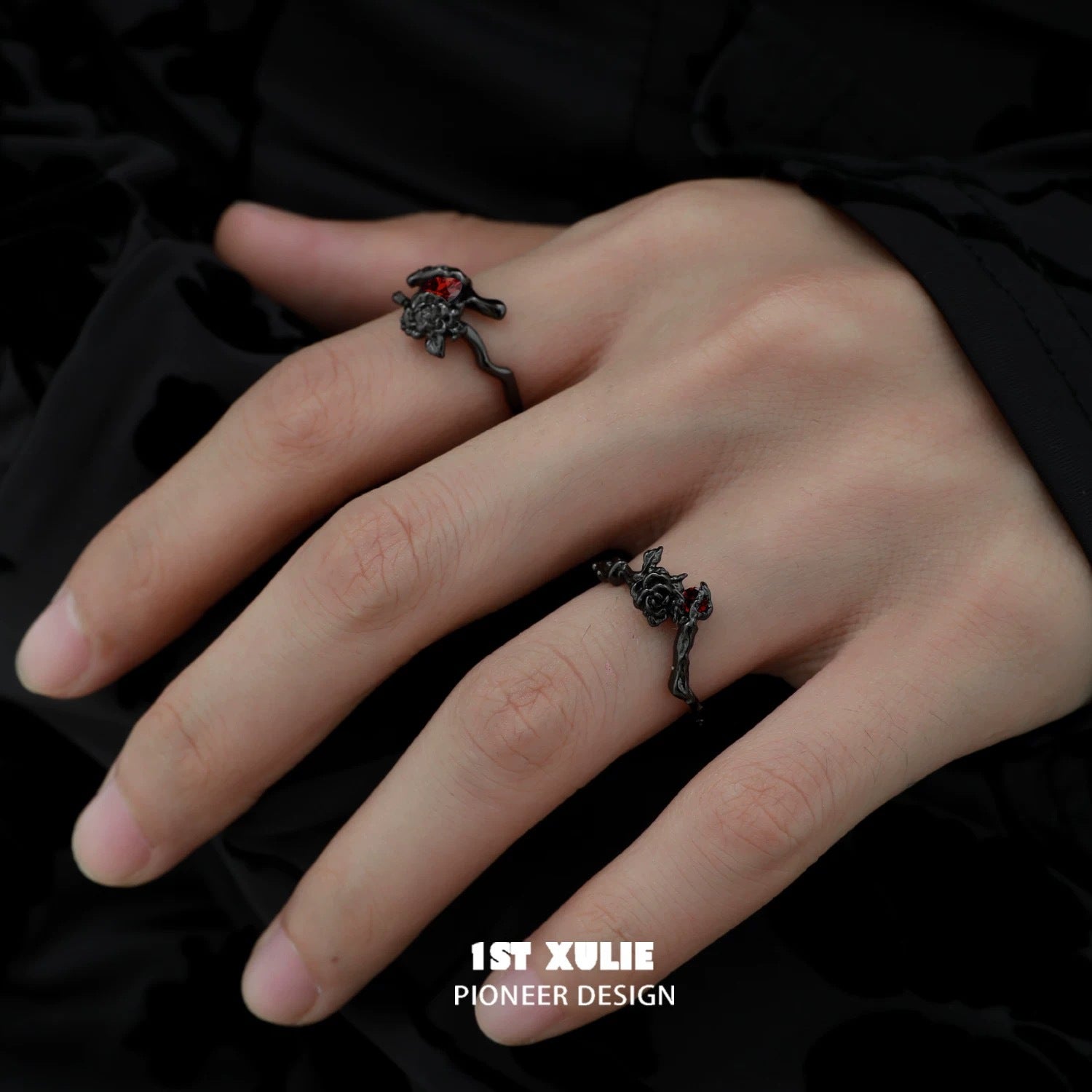 Wholesale Goth Theme Rose Couple's Ring