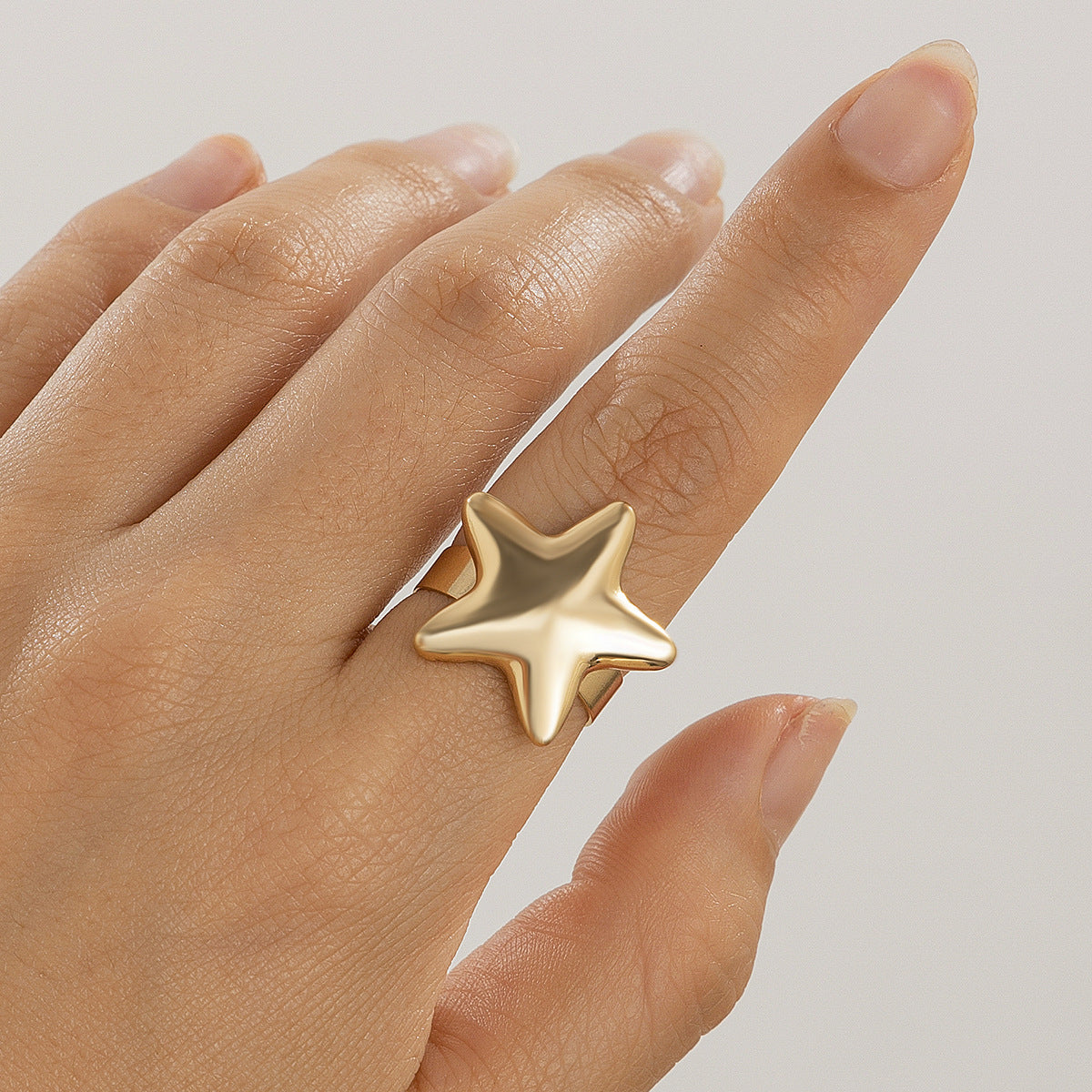 Wholesale  three-dimensional star ring rings spicy beauty opening ring