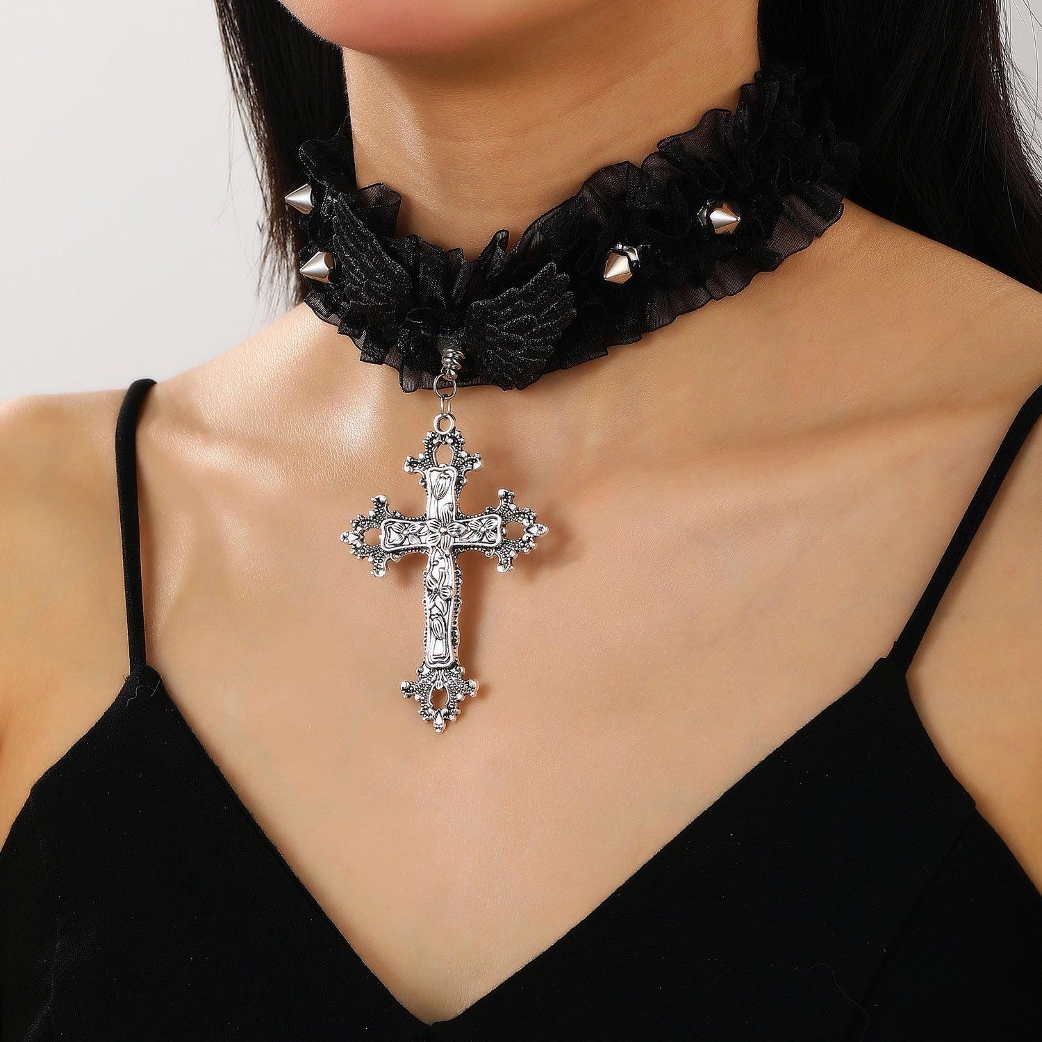 Wholesale Gothic Cross Choker Necklace Ancient Silver Rivet Flower Vine Design,  Trendy Jewelry Accessory for Gift or Boutique Resale