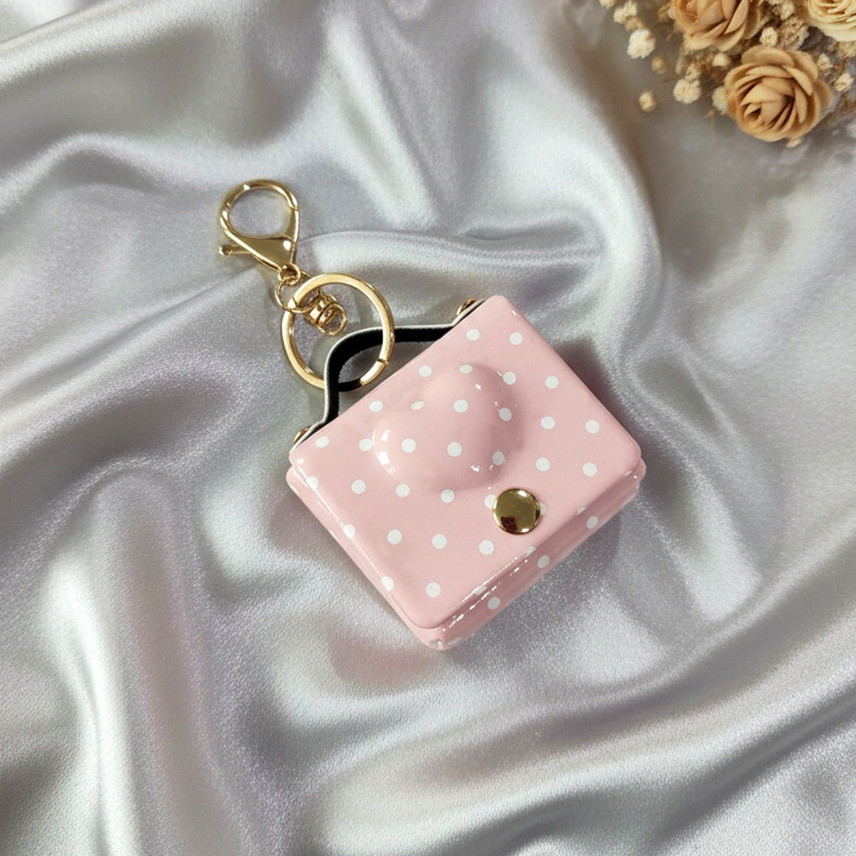 Wholesale Polka Dot Heart Leather Mini Coin Purse Keychain Bag Charm Stylish Gift