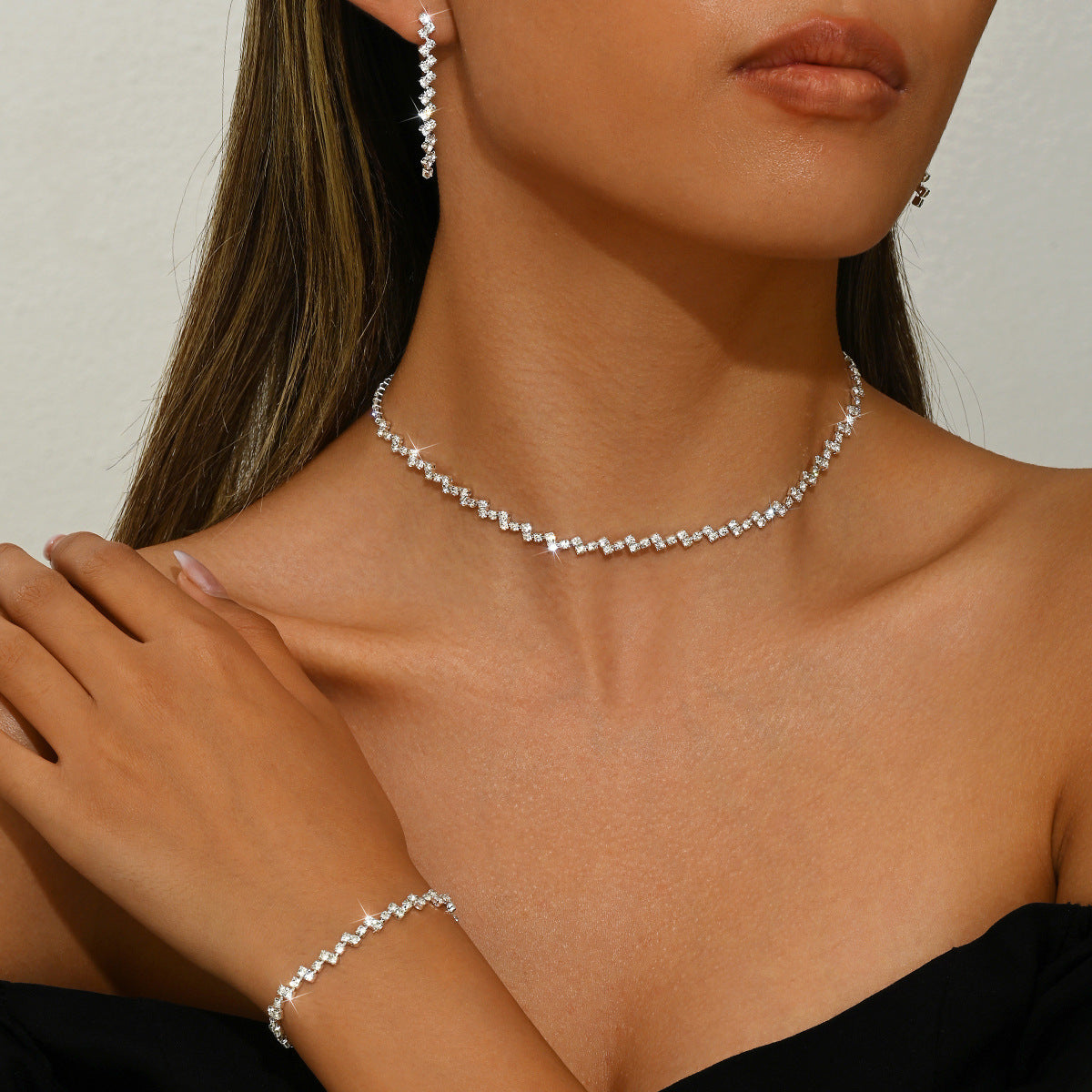 Wholesale claw chain naked diamond rhinestone necklace earrings bracelet suit