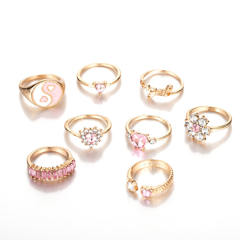 Wholesale Trendy Totem Design Ring with Love Heart Stones,  Zinc Alloy Fashion Accessory for Everyday Wear