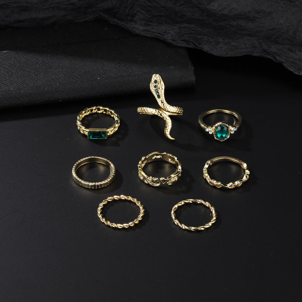 Wholesale Snake Totem Ring Set 8 Pcs Gold Twist Chain Green Stone Fashion Accessory Jewelry Gift