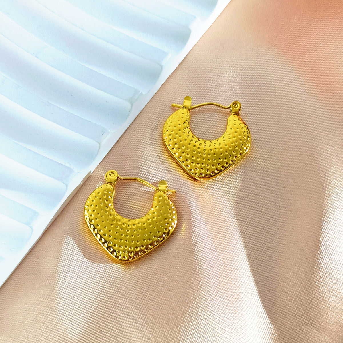 Wholesale vacuum plated 18k gold earrings