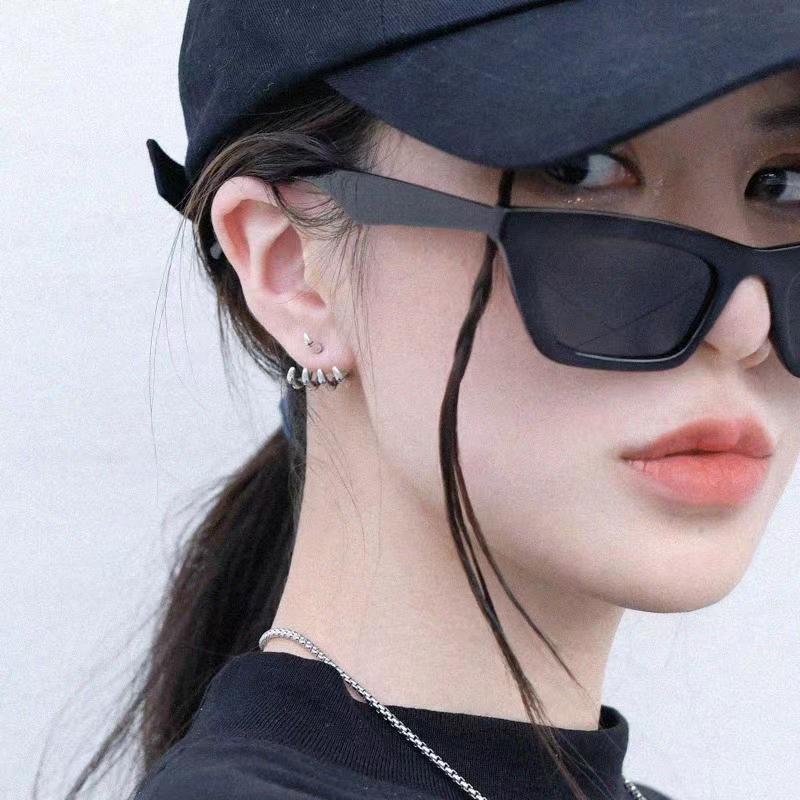 Wholesale Halloween Retro Skull Hand Bone Earrings Punk Gothic  Earrings