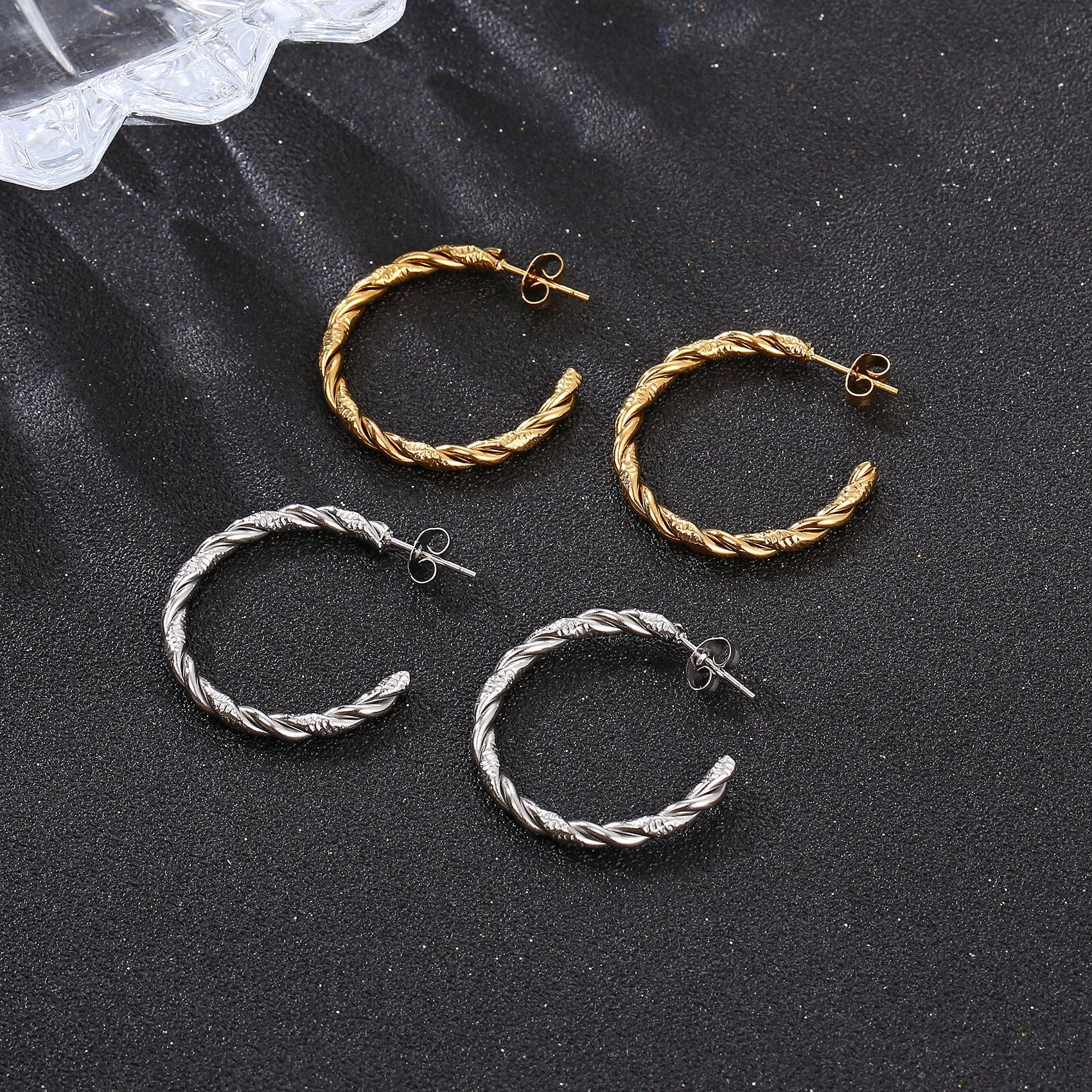 Wholesale C- type stainless steel earrings