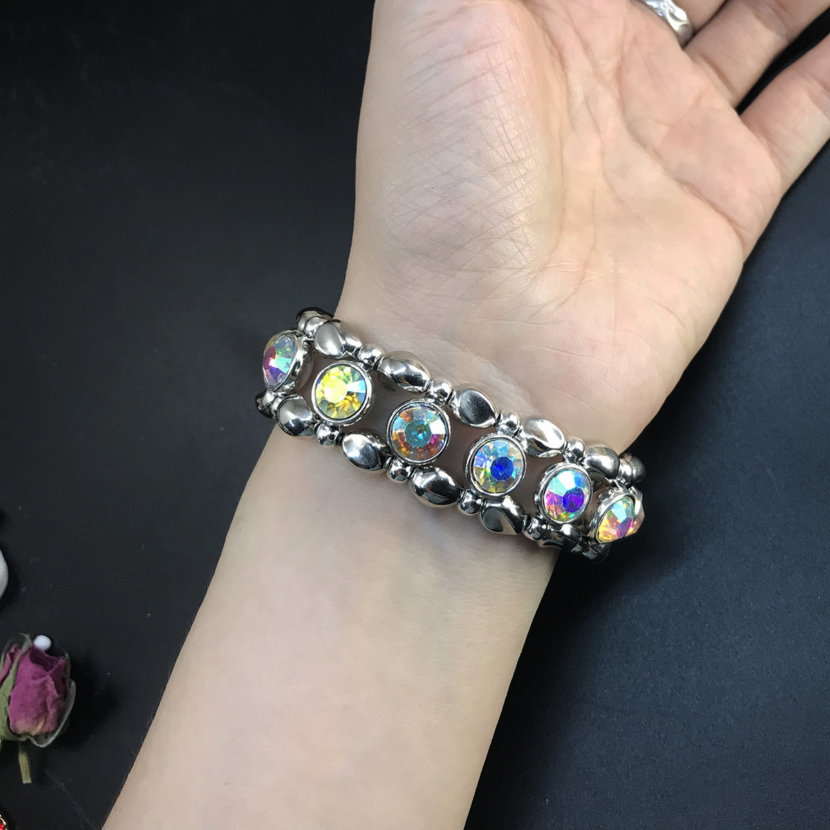 Bracciale elastico stile punk all'ingrosso