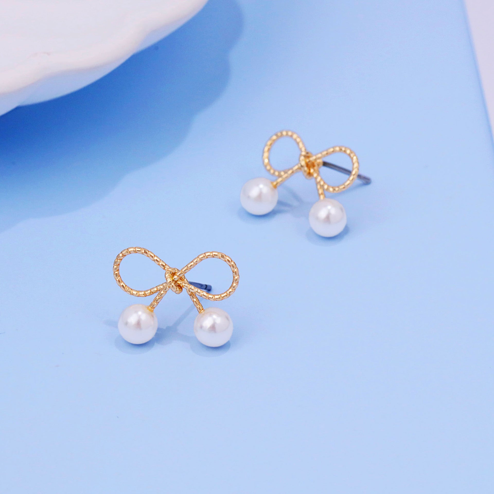 Wholesale  Bow Pearl Earrings