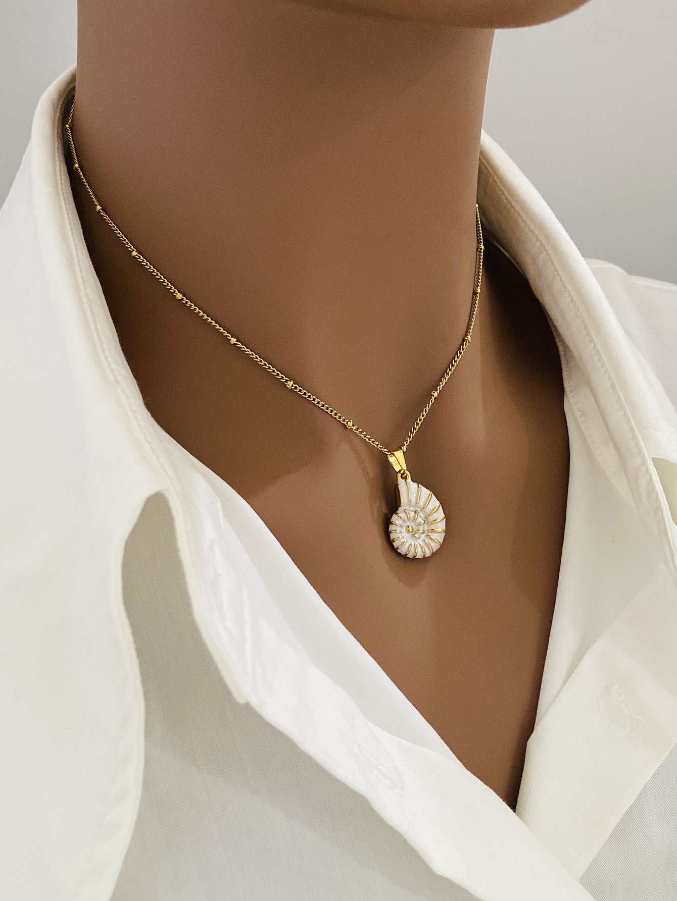 Wholesale Titanium Steel Ocean Series  Oil-Dripping Conch Pendant Necklace