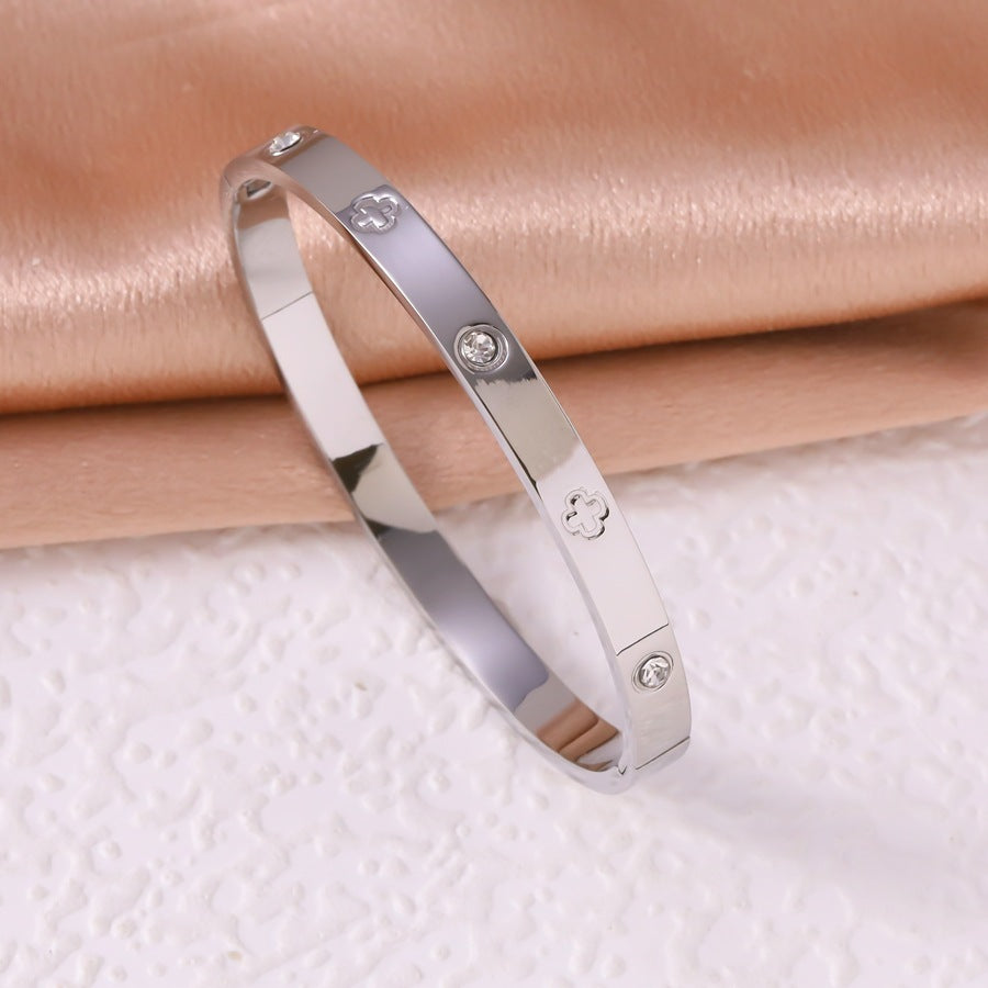 Wholesale  Fashion Titanium Steel Bracelet,  Light Luxury Diamond-Encrusted Four-Leaf Clover Flower Bracelet