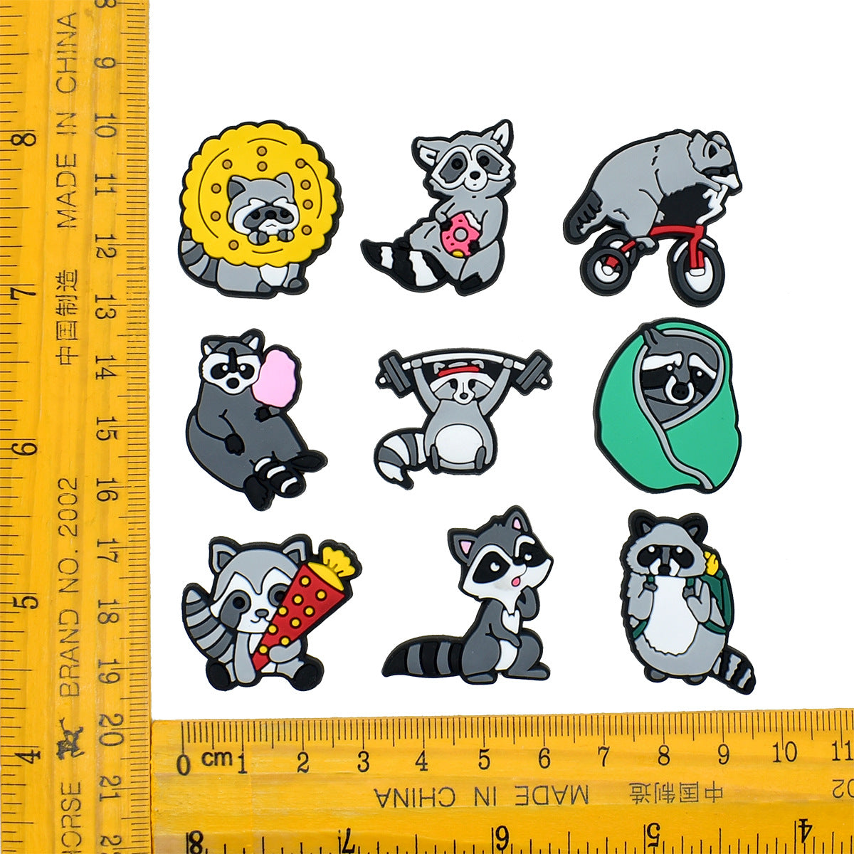 Wholesale Random 100pcs cute raccoon animal-themed  PVC Soft Rubber Shoe Buckle Decoration
