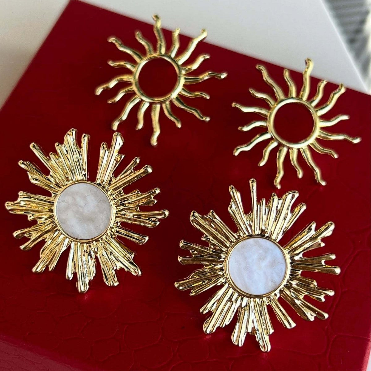Wholesale Zinc Alloy Electroplated Sun Earrings Geometric Design Trendy Jewelry Accessory for Women