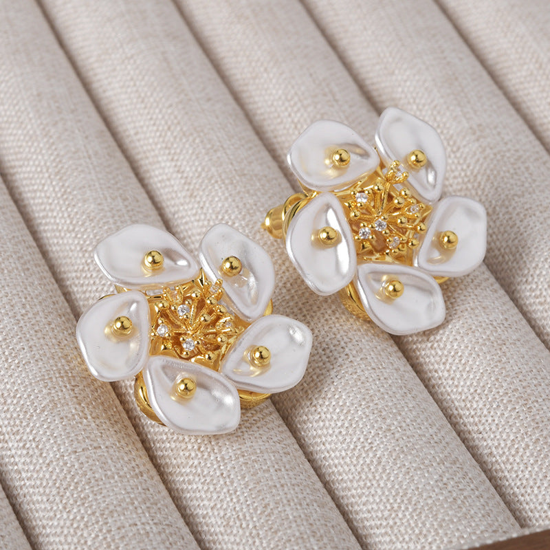 Wholesale  Baroque Pearl Flower Earrings