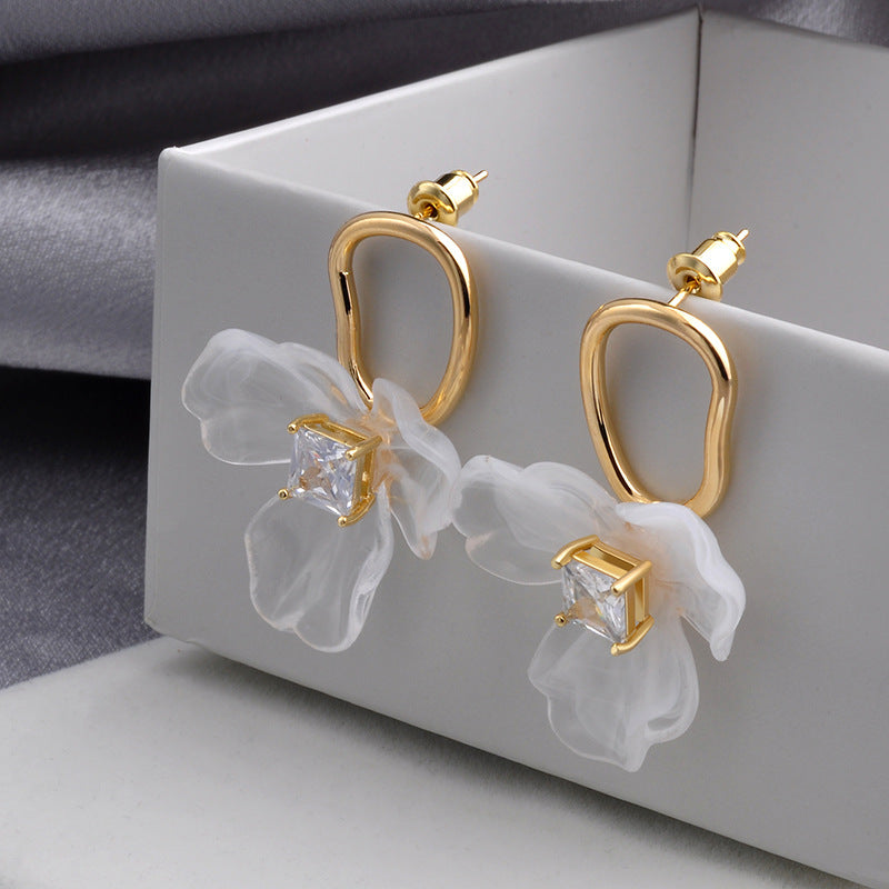 Wholesale Elegant Flower Earrings