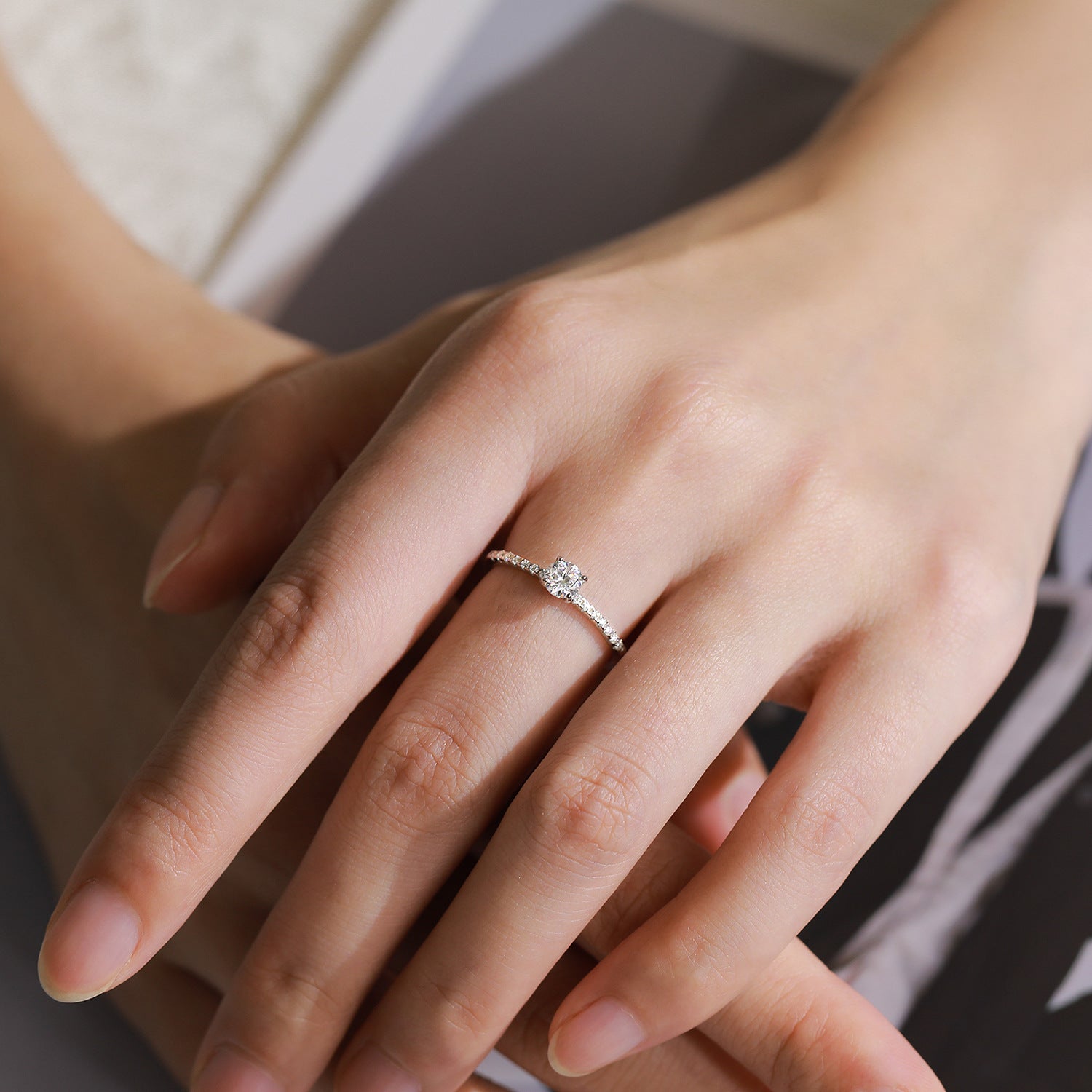 Wholesale S925 Sterling Silver Light Luxury Single Diamond Micro Inlay Ring