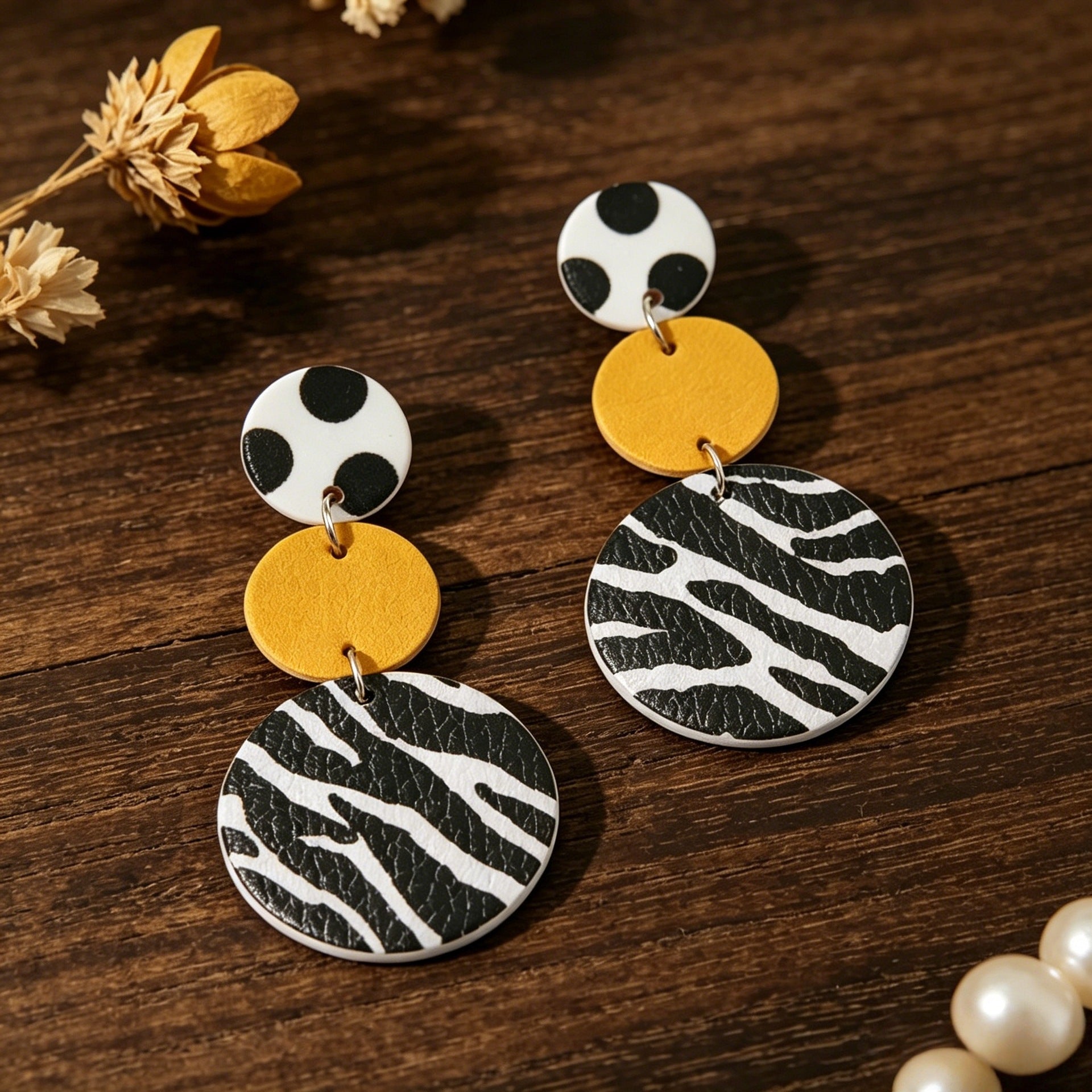 Wholesale Retro Zebra Polka Dot Leather Earrings - Stylish Fashion Accessory for Everyday Wear