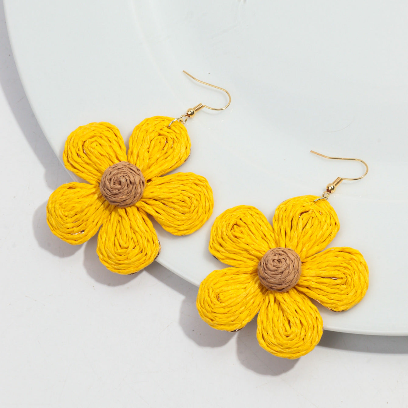 Wholesale Bohemian Handmade Raffia Flower Earrings Summer Seaside Vacation Fashion Accessory