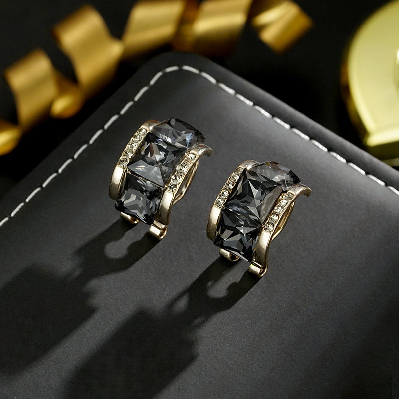 Wholesale  luxury retro black square diamond earrings
