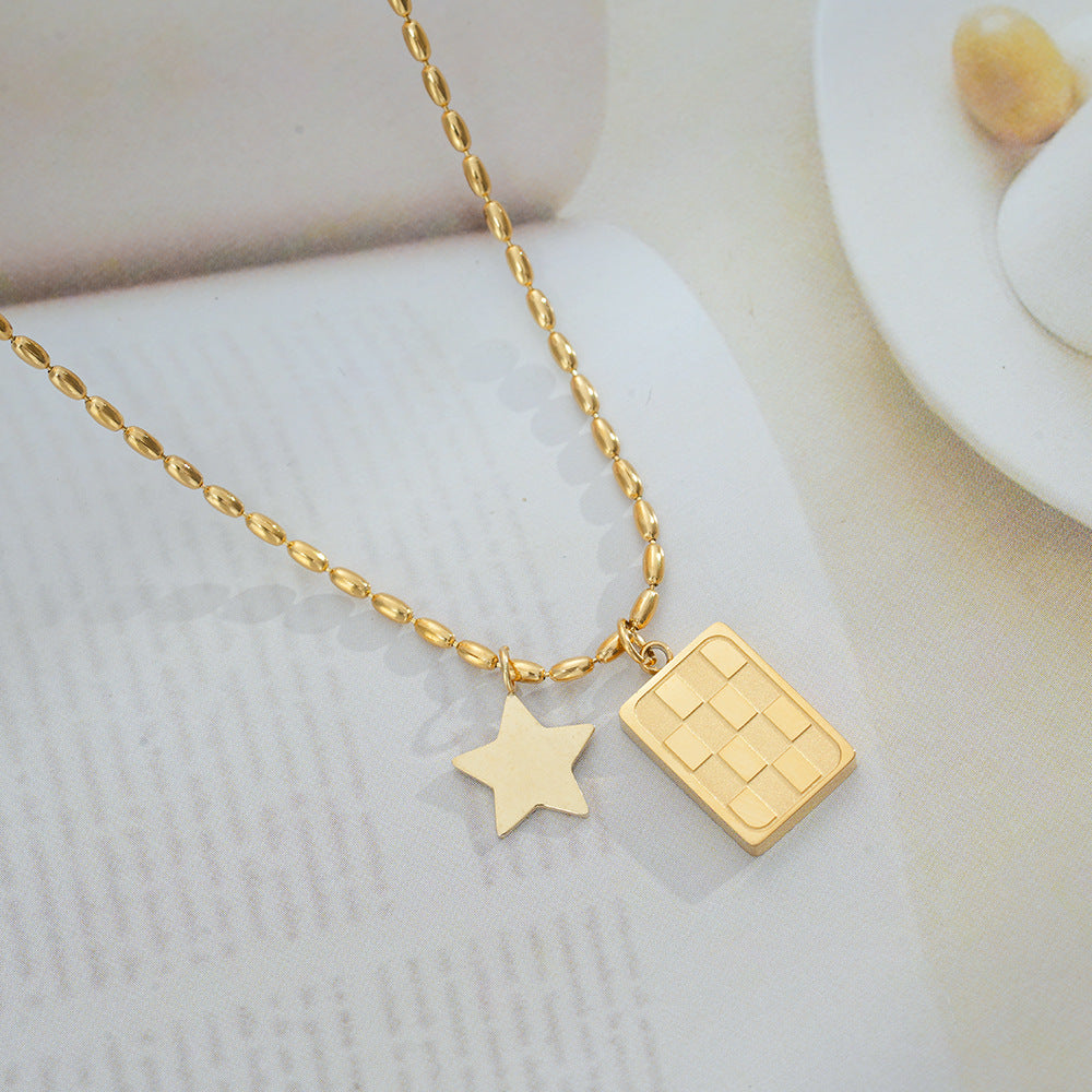 Wholesale Titanium Steel Necklace with Gold-Plated Square Checkerboard Pendant,  Summer Style Jewelry Accessory for Boutique Resale