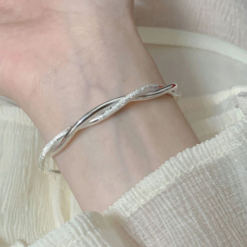 Wholesale zinc alloy Mobius ring bracelet