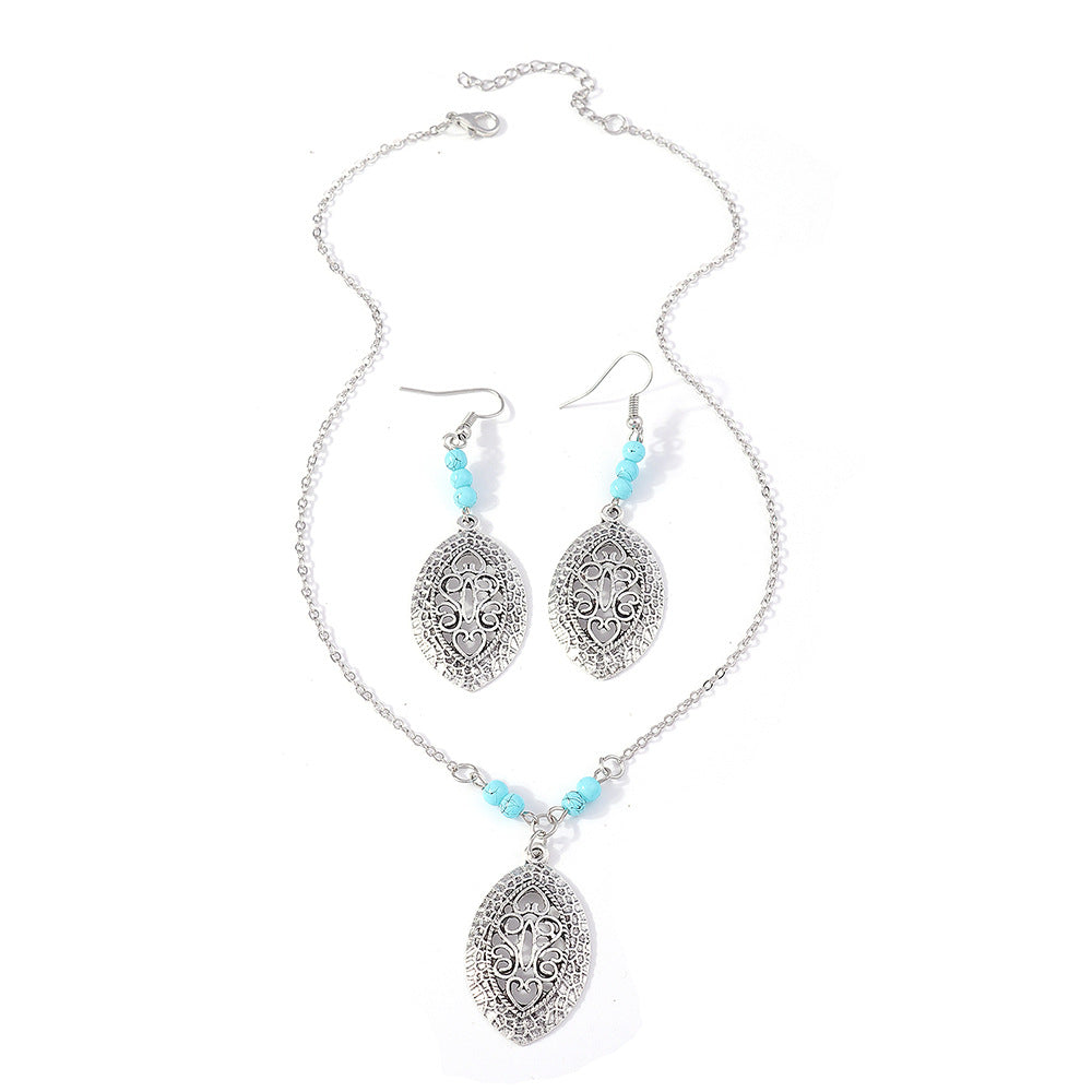 Wholesale  geometric necklace earrings set personality oval hollow pattern jewelry set