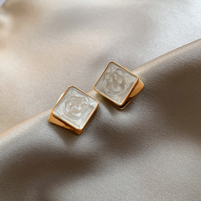 Wholesale Retro Unique Geometric Earrings Luxury Square Earrings