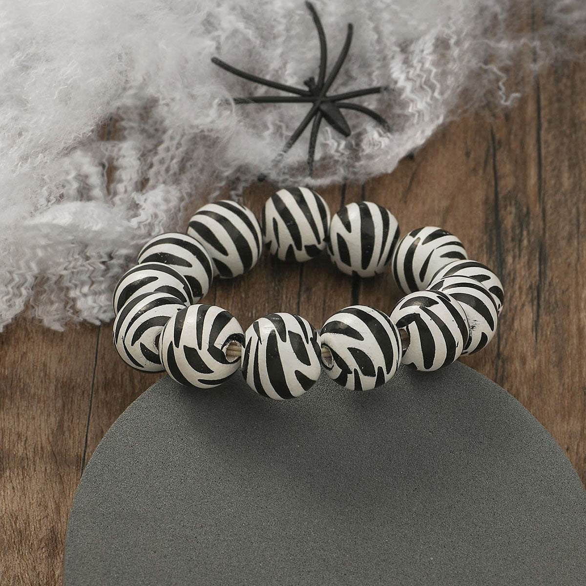 Wholesale Simple Five-pointed Star Polka Dot Printed Wood Beads Bracelet ACC-BT-JunJie014