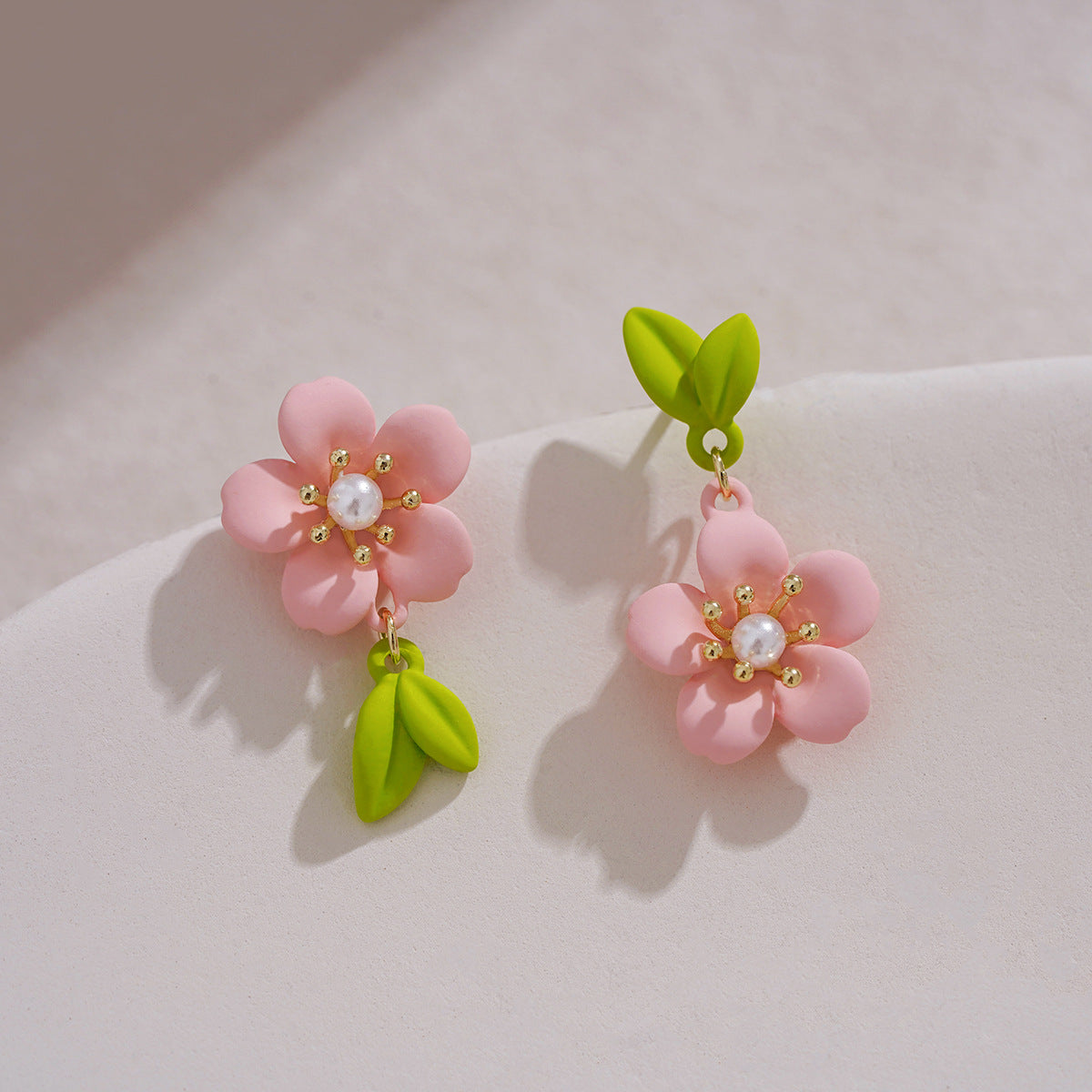 Wholesale Versatile Summer Fresh Green Floral Stud Earrings